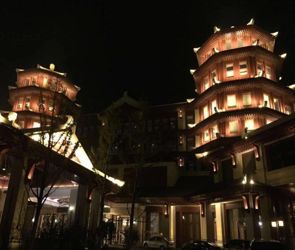 Tianjin Guanghegu Hot Spring Holiday Hotel Xuzhuangzi Eksteriør billede